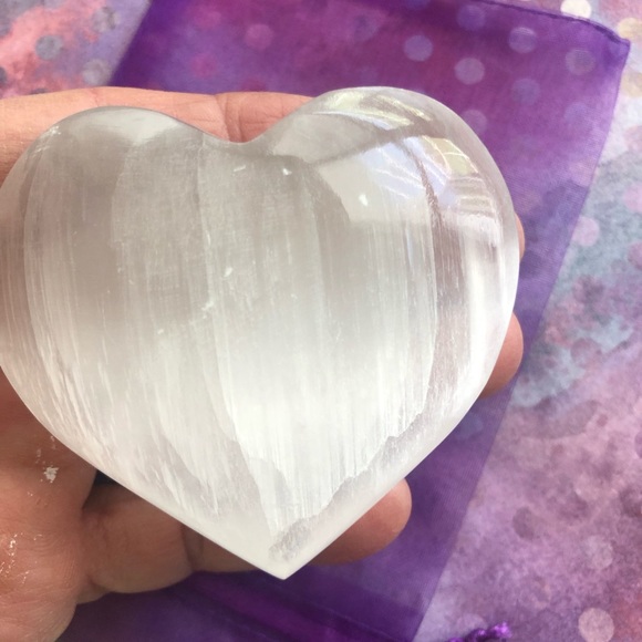 Accessories - Carved Selenite ❤️